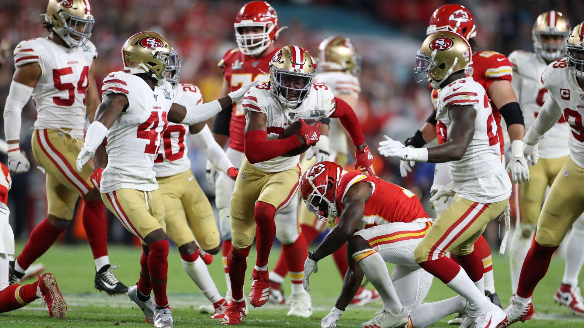 参选国民党主席，不支持两岸统一？卢秀燕首次交底，不一般.